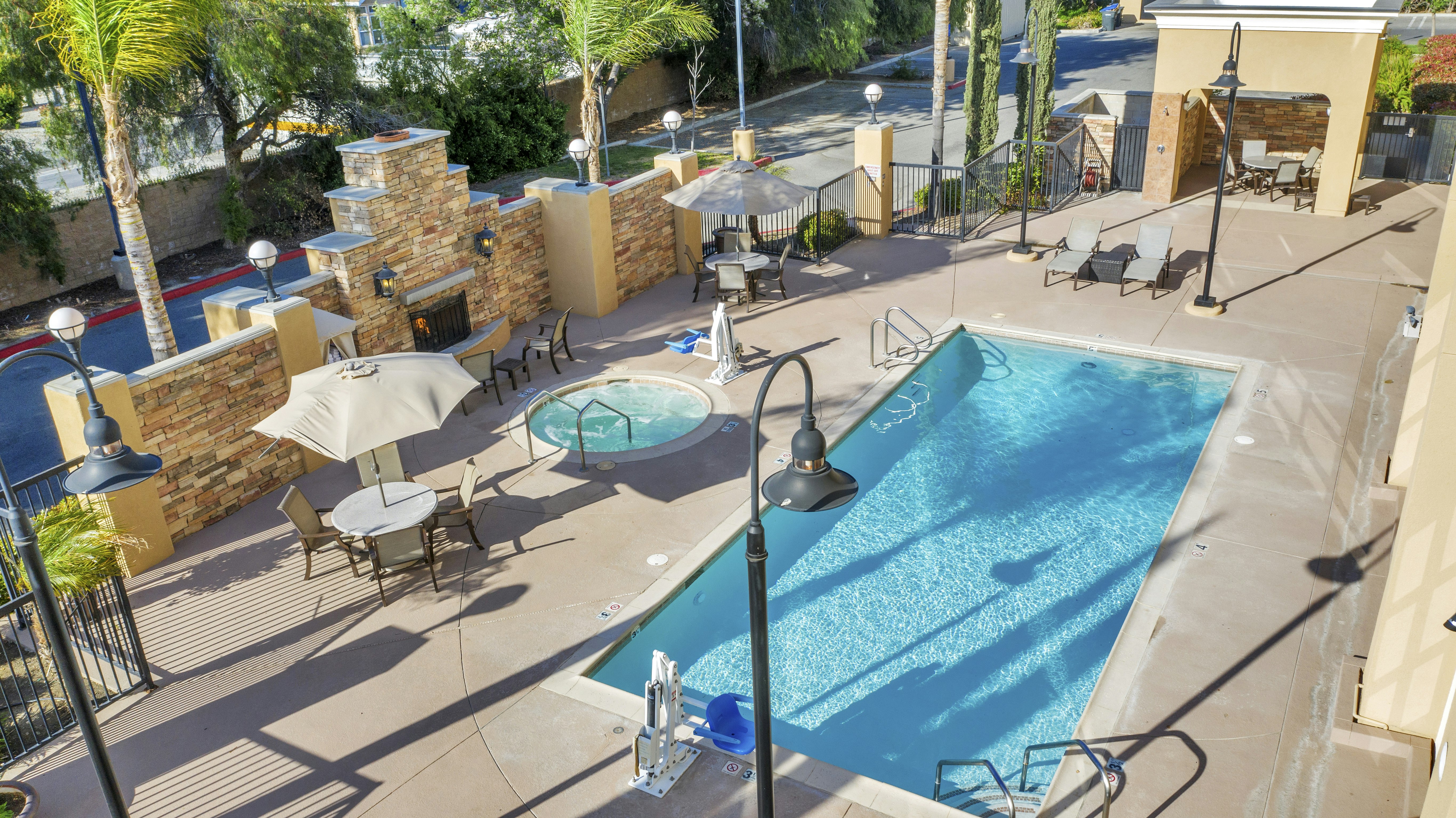 Hampton Inn and Suites Hemet 22/43