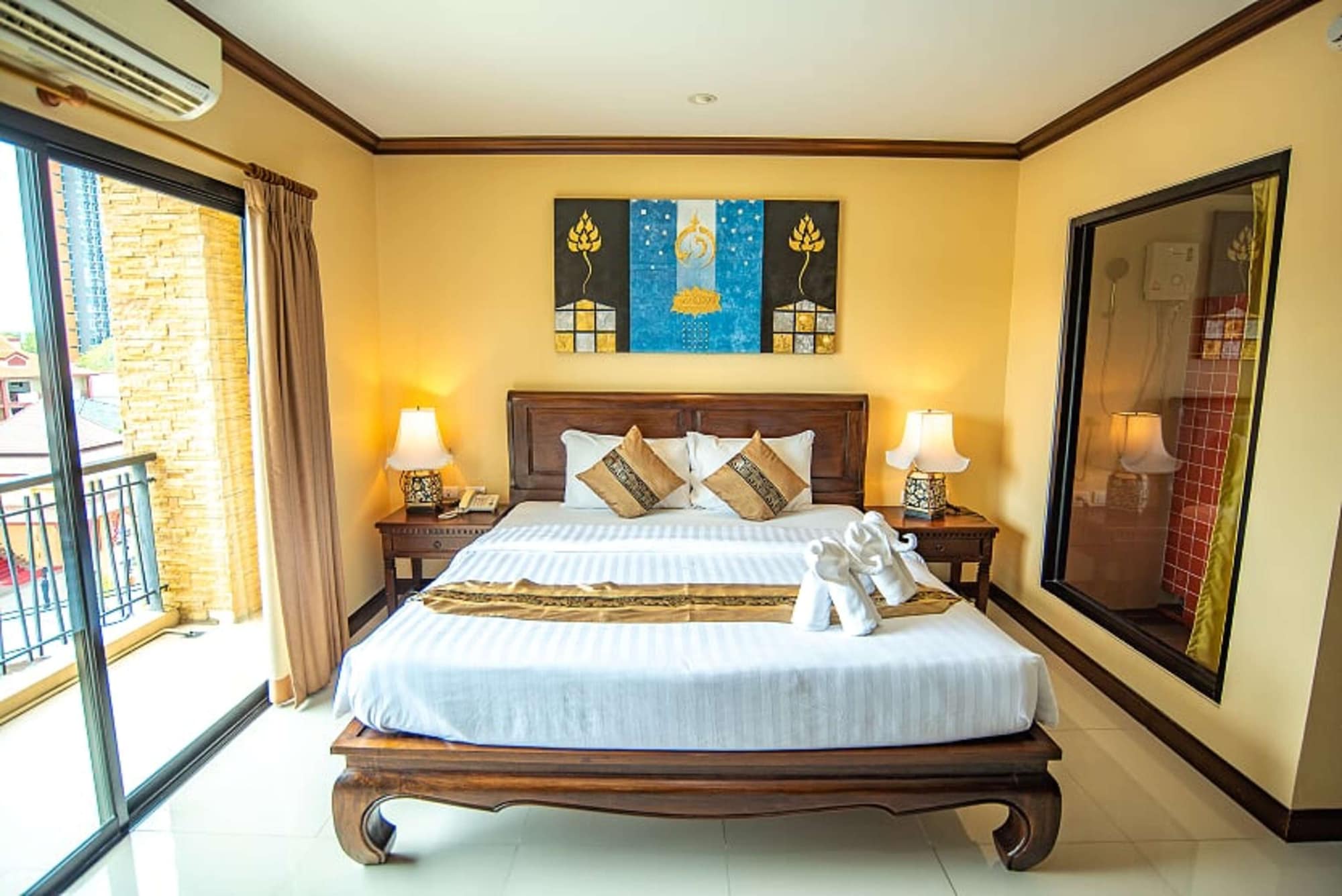 STANDARD, TWIN BEDS, BUILDING B