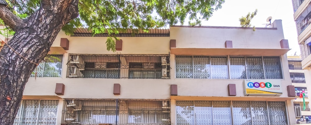 Hotel Nest Inn Malad 2/44