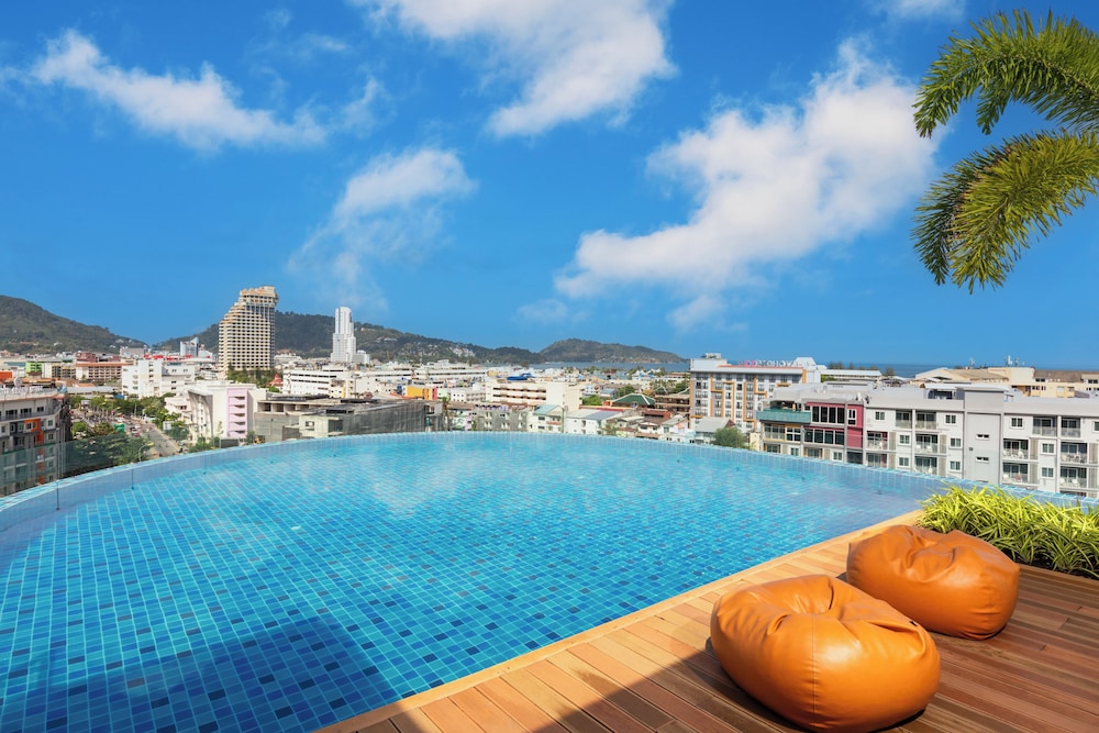 The Marina Phuket Hotel 27/54