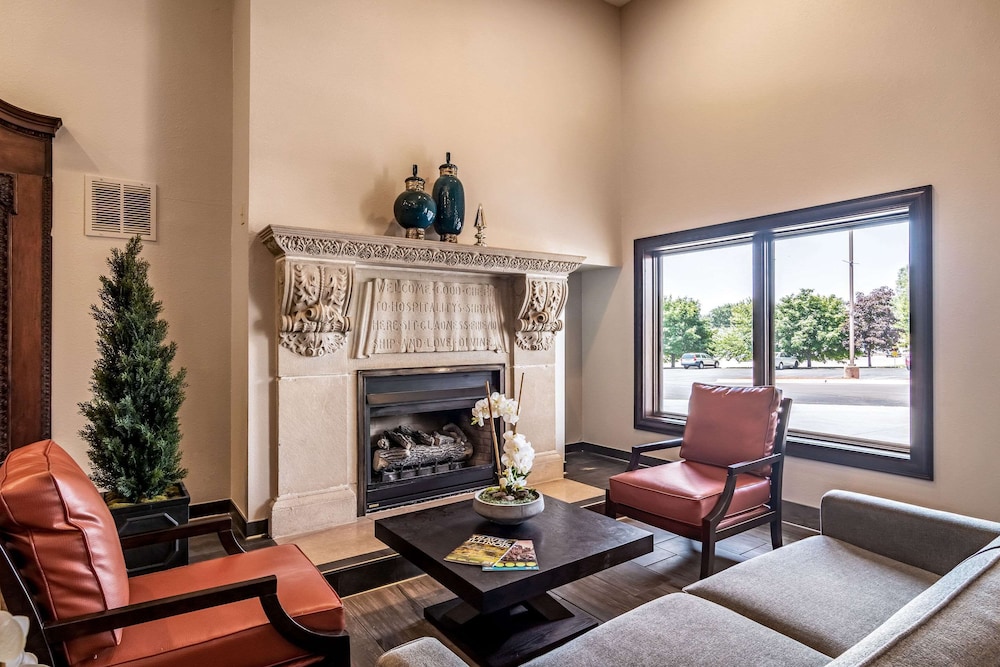 Riverview Inn & Suites, Ascend Hotel Collection 42/72