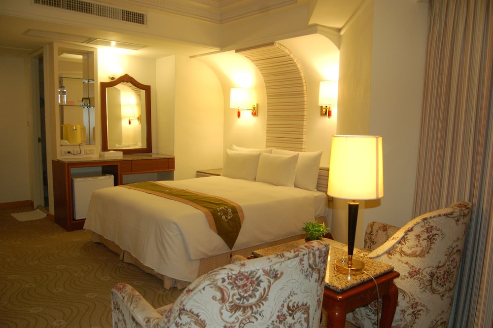 Hua Tong Hotel 22/54