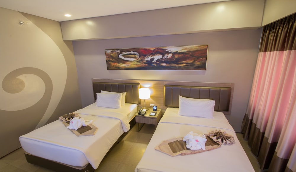 Bayfront Hotel Cebu - North Reclamation 41/67