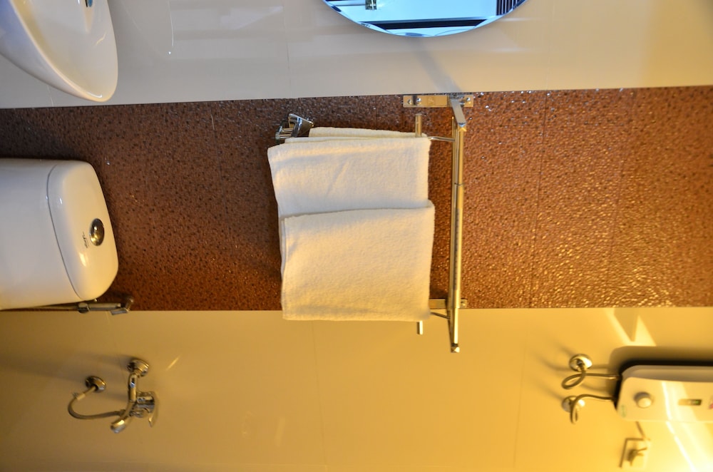 Oriental Zen Suites 47/50