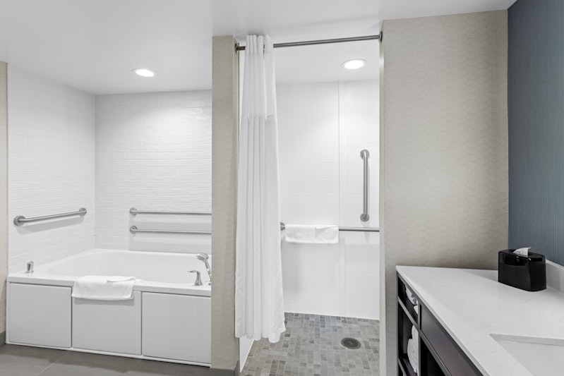 Hilton Garden Inn Corning Downtown 50/50