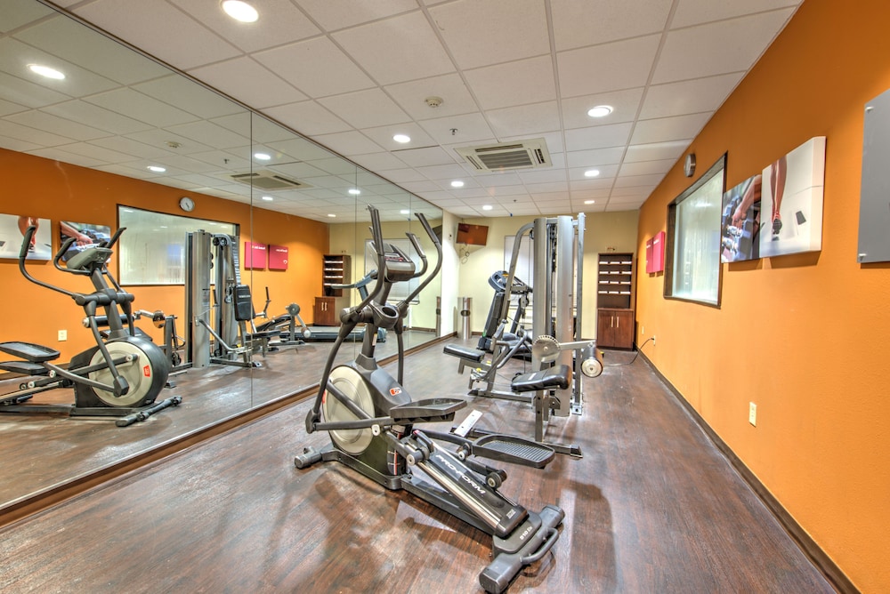 Comfort Suites Tomball Medical Center, TX 35/57