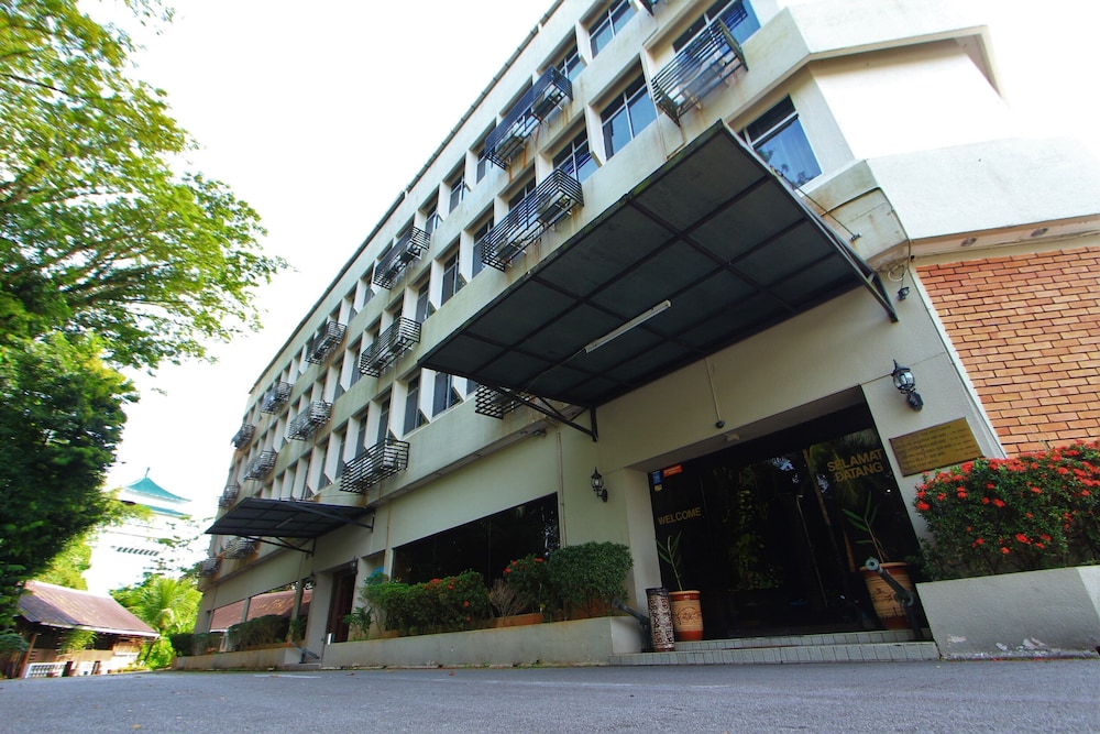Telang Usan Hotel in KUCHING