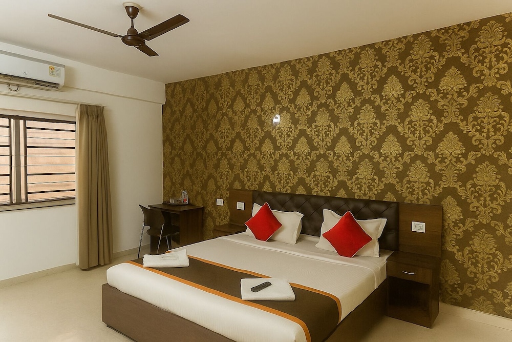 Sai Bliss International 17/50
