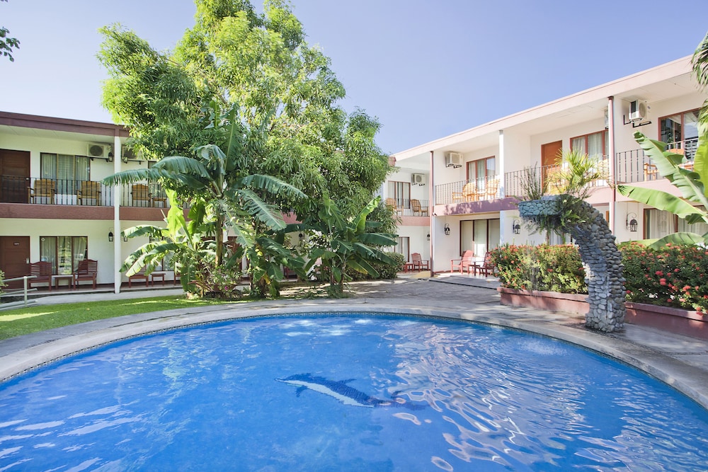 Hotel Boyeros 8/62