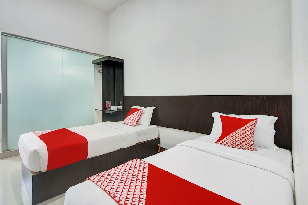Hotel O Bukittinggi near Jam Gadang formerly New Aedo 31/56