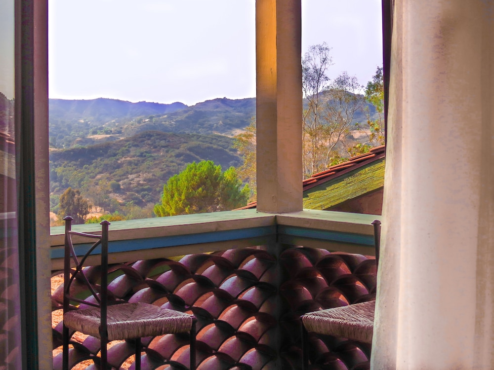 Topanga Canyon Inn Bed and Breakfast 43/49