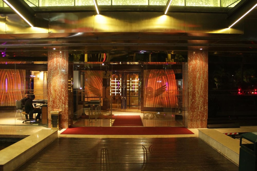 Hotel At 108 By Him 15/24