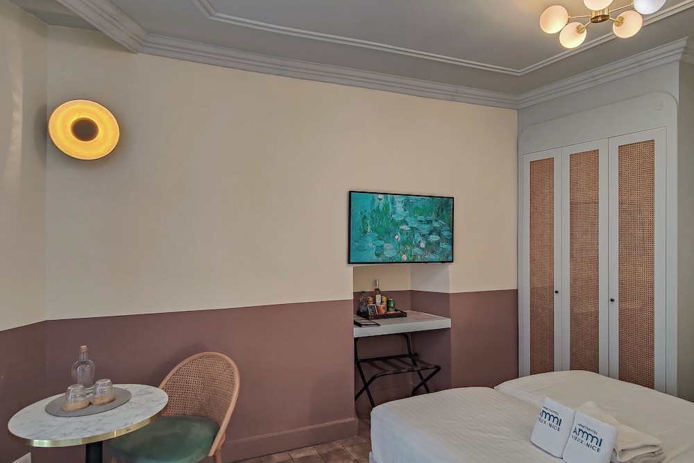 Hôtel Au Picardy 43/50