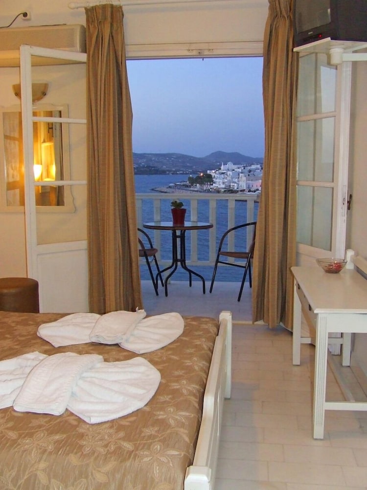 Pandrossos Hotel 8/50
