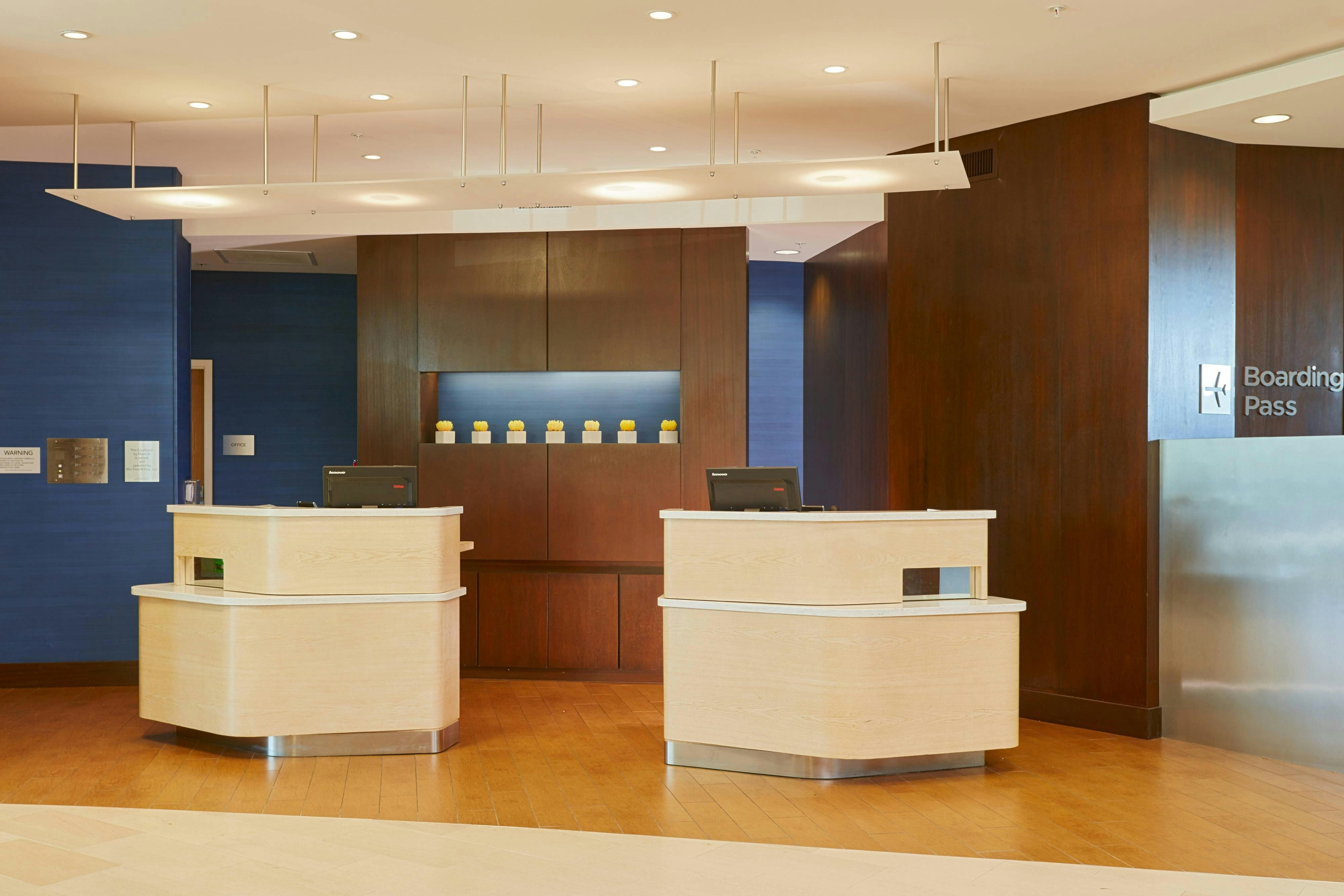 Lobby at Courtyard by Marriott San Jose North/Silicon Valley, SAN JOSE - CA