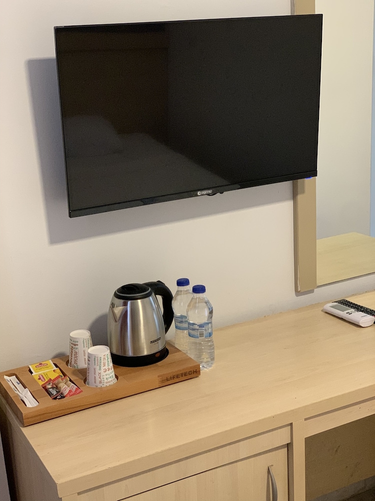 MELIS OTEL 27/40