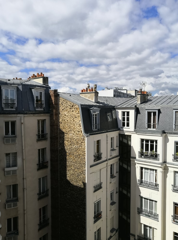 Parc Hotel Paris 3/44