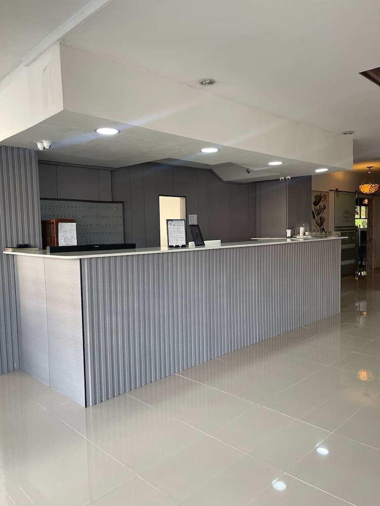 Hotel Costa Inn 10/55
