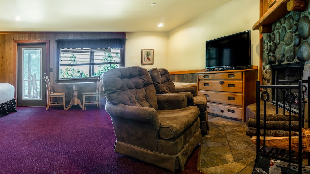 Callahan s Mountain Lodge 45/78