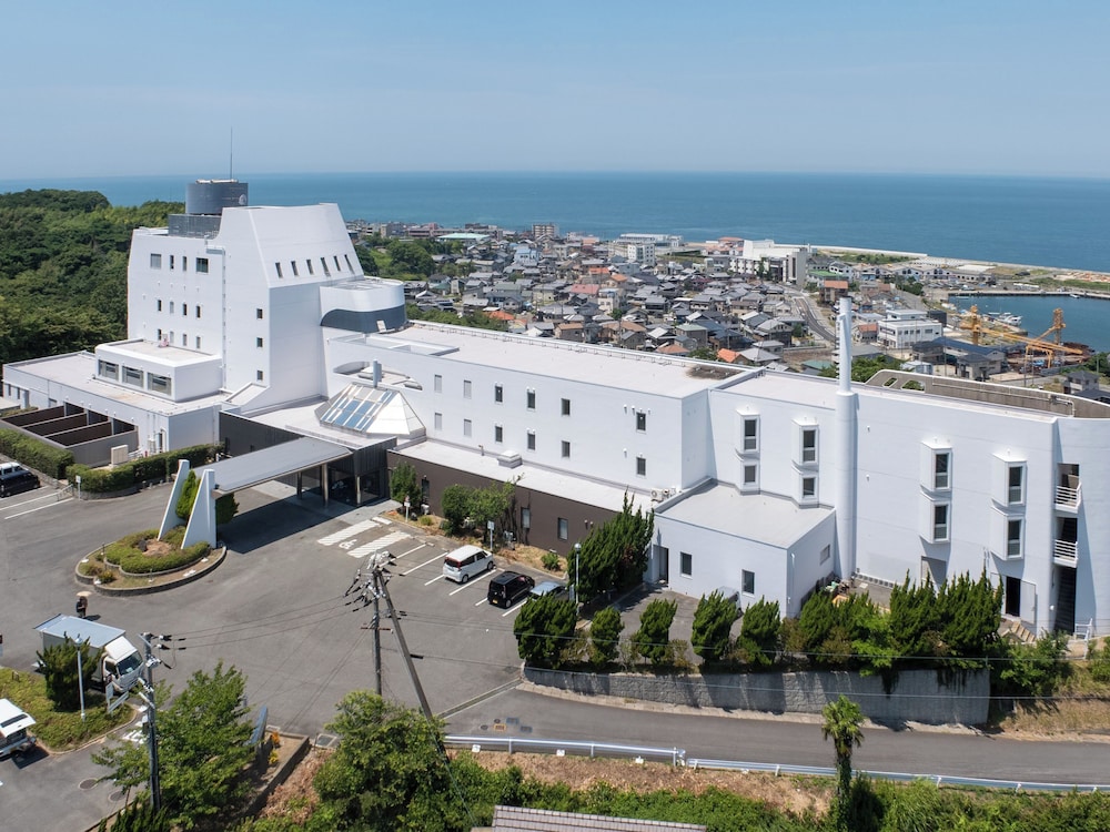 Kamenoi Hotel Awajishima 3/46
