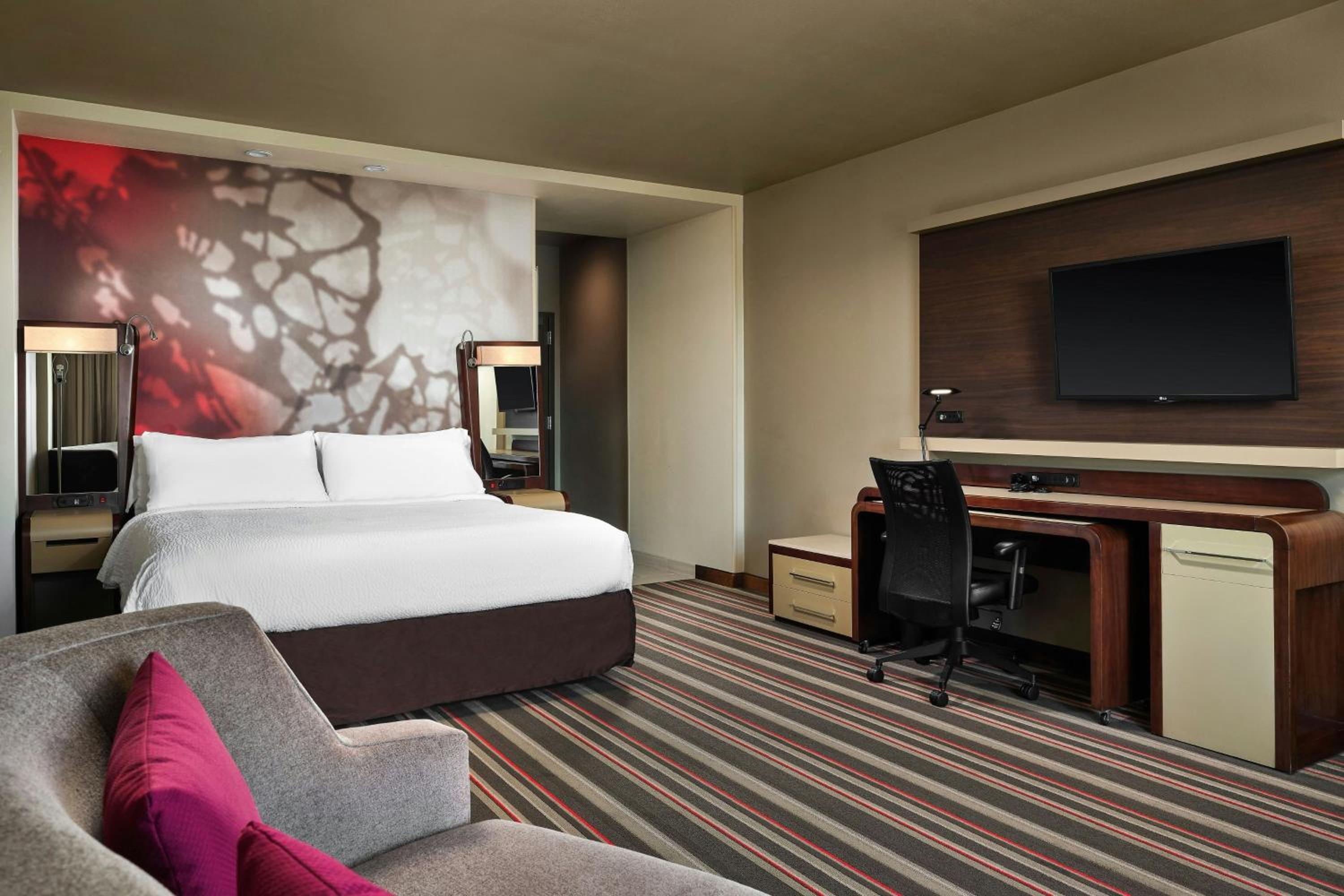 غرفة بسرير كينج، Courtyard By Marriott Dallas Dfw Airport North Grapevine 10/15