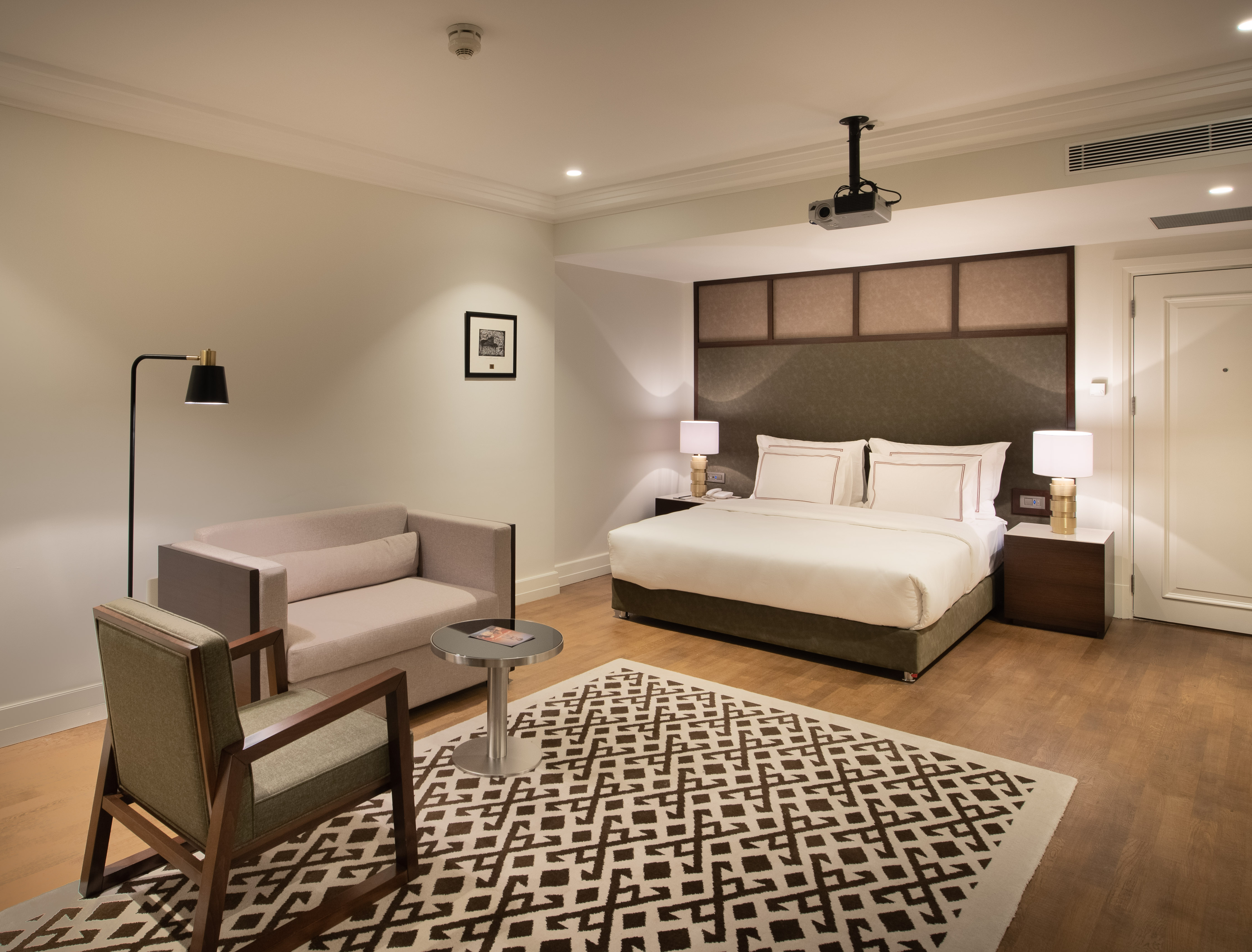 Classic, Double or Twin Bed