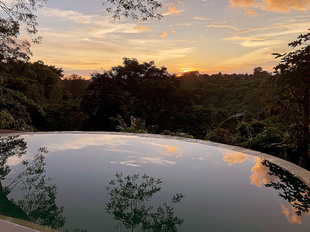 Prashanti Ubud 35/50