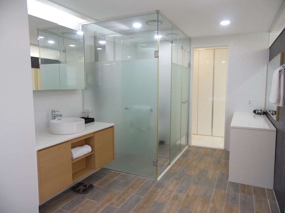 Jeju Healthcare Town Resort 46/50