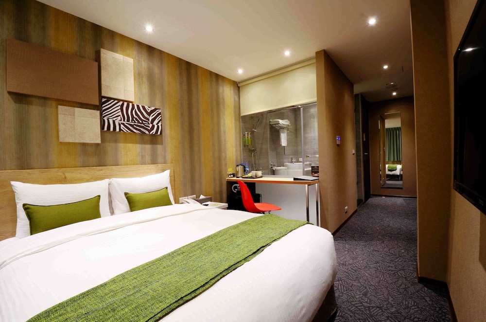 SUPERIOR, DOUBLE BED