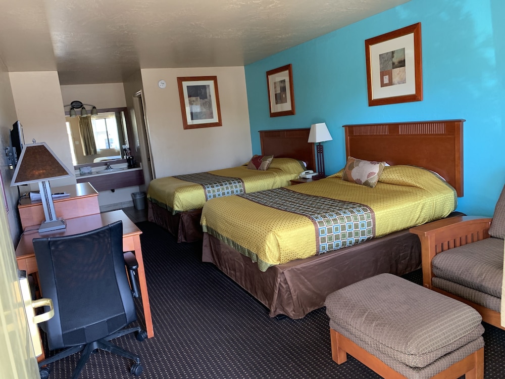 Claridge Inn 14/57