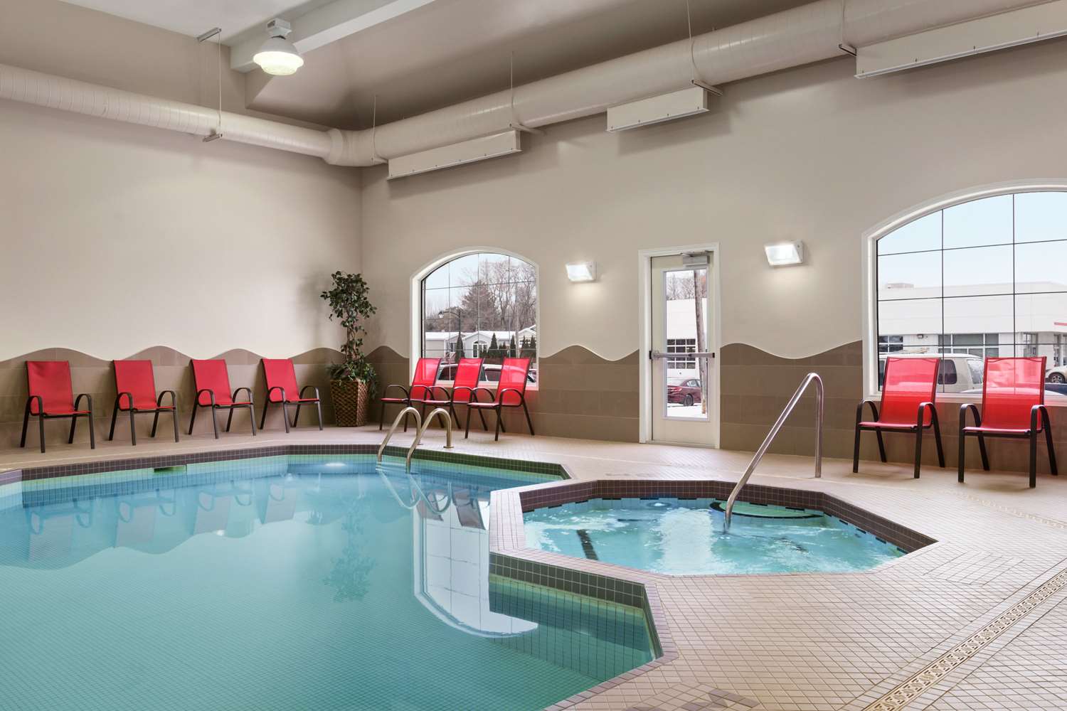 Days Inn and Suites By Wyndham Brandon 3/11