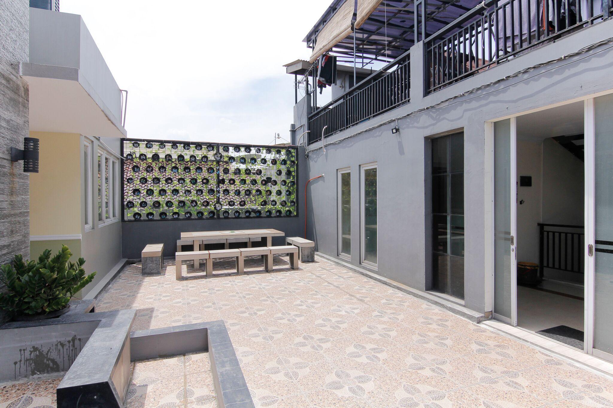 Tebet Utara Suites 30/32