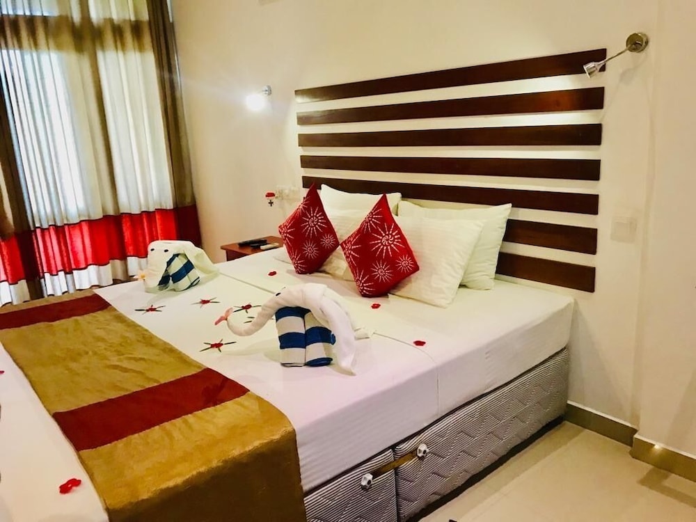 Magampura Eco Village Resort 8/24
