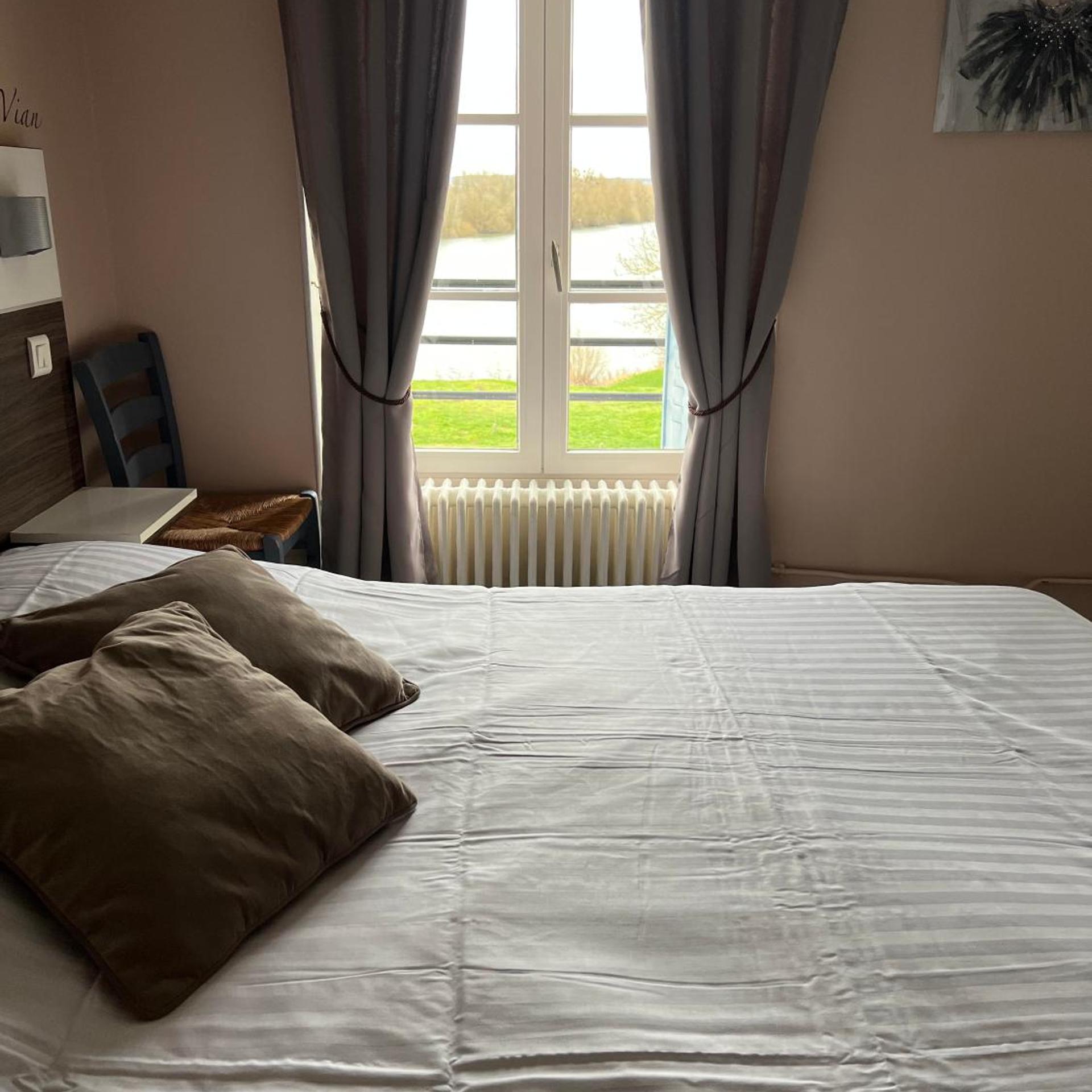 Hotel Les Bords de Seine 13/29