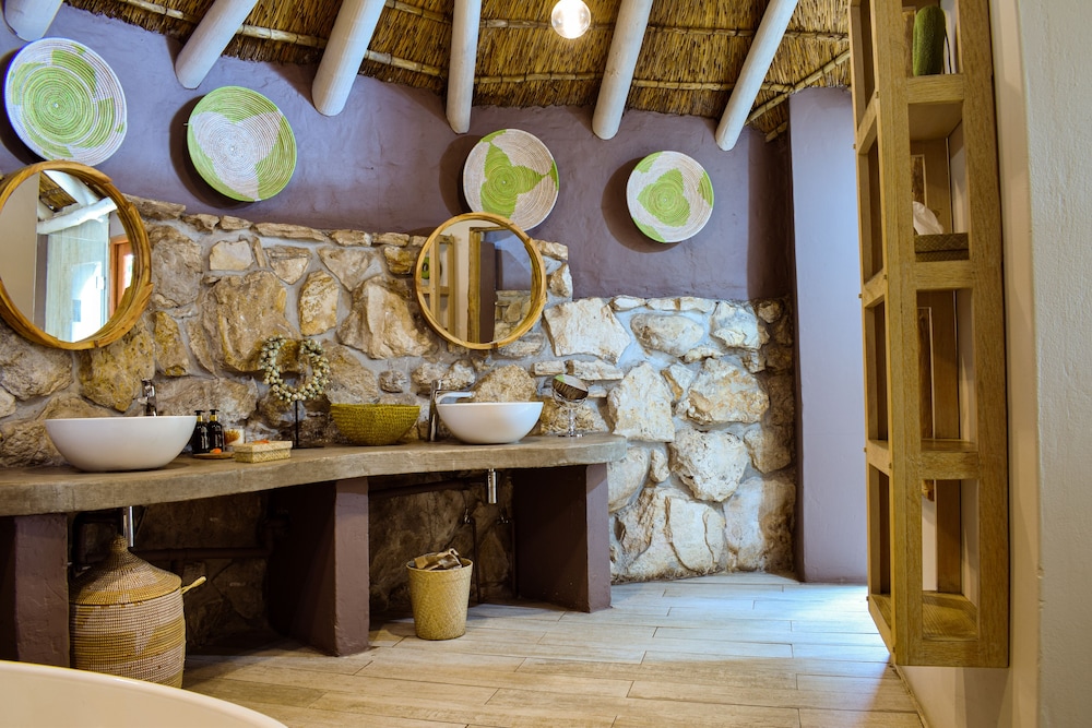 MOSAIC Lagoon Lodge 31/50