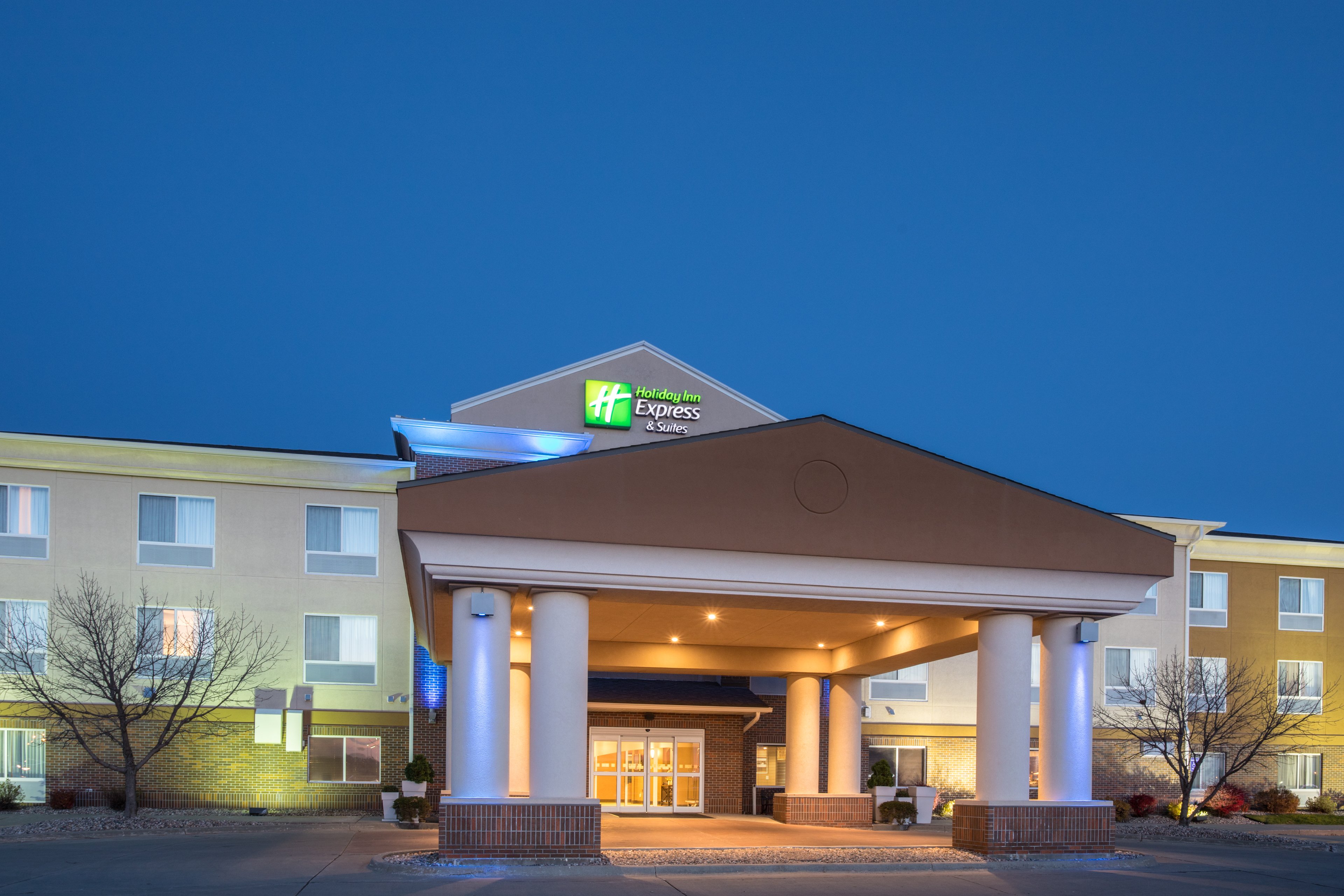 Holiday Inn Express Hotel Suites Yankton 2/71