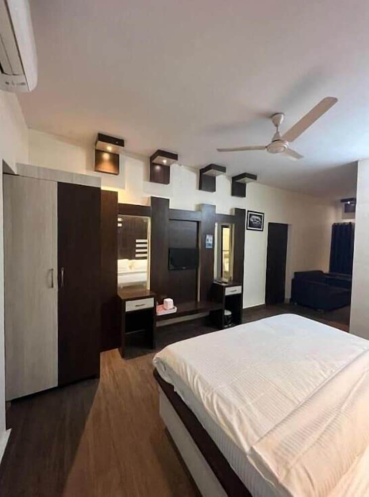 Ritumbraha Hotel & Resort 17/50