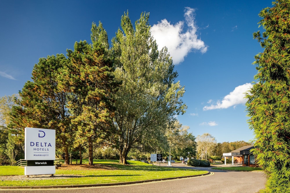 Delta Hotels Warwick 68/71