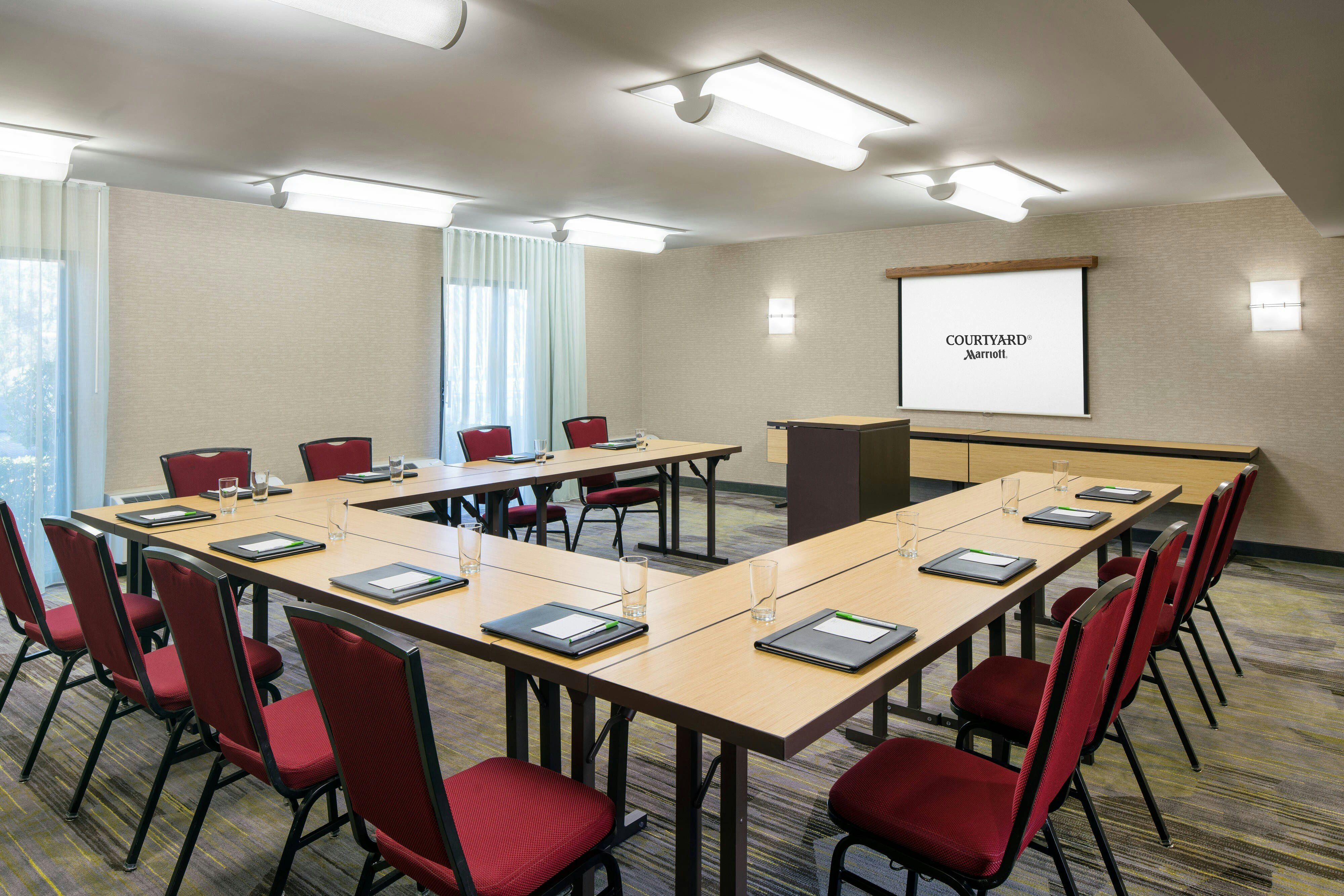 Courtyard by Marriott San Diego Sorrento Valley 16/20