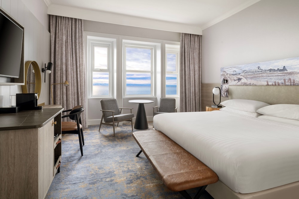 SIGNATURE, KING BED, SEA VIEW