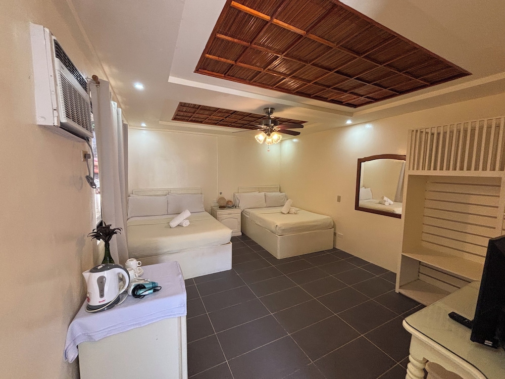 Seabird International Resort 34/35