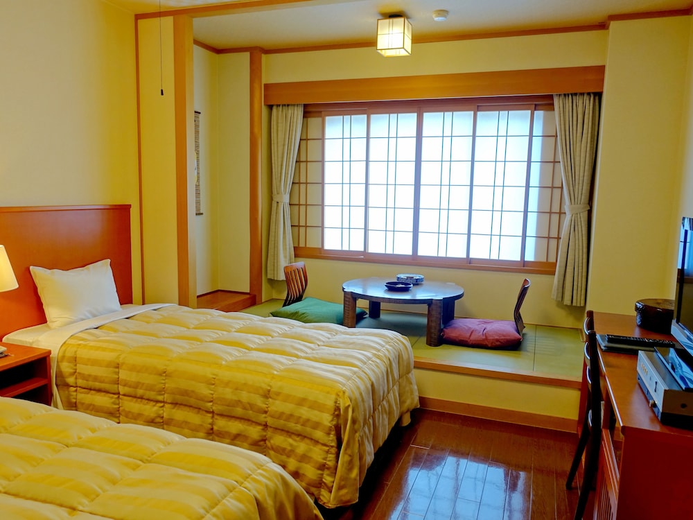 Hotel Tappi 8/52