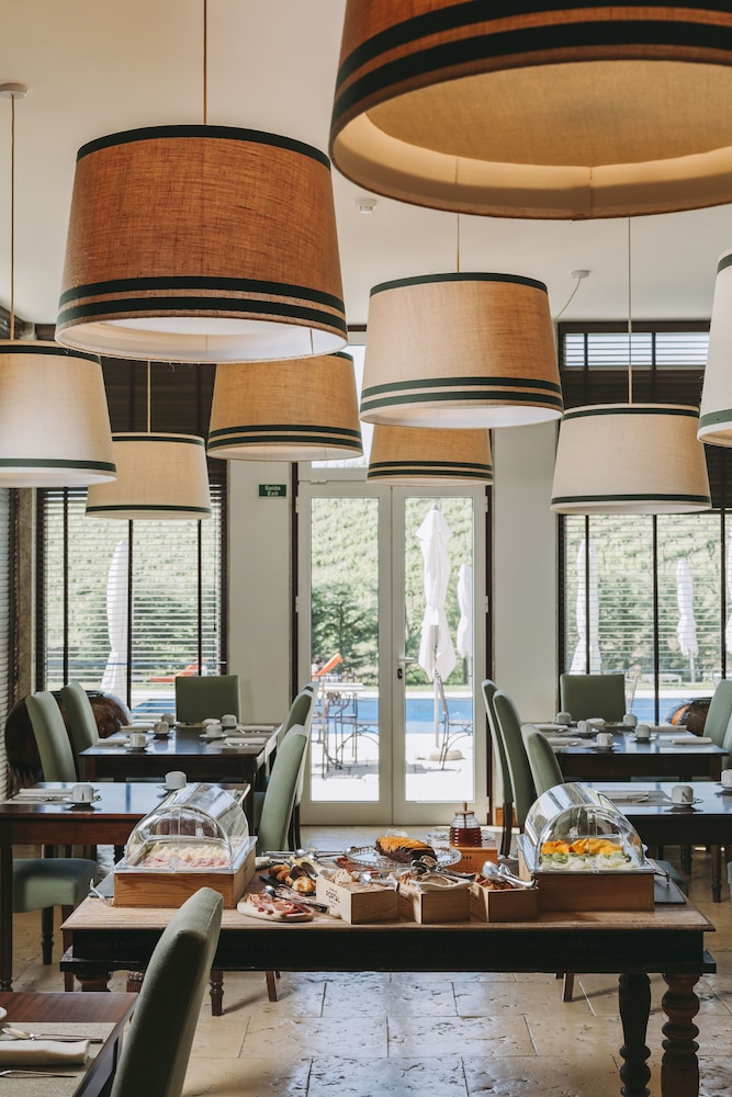 The Manor House Celeiros 45/75
