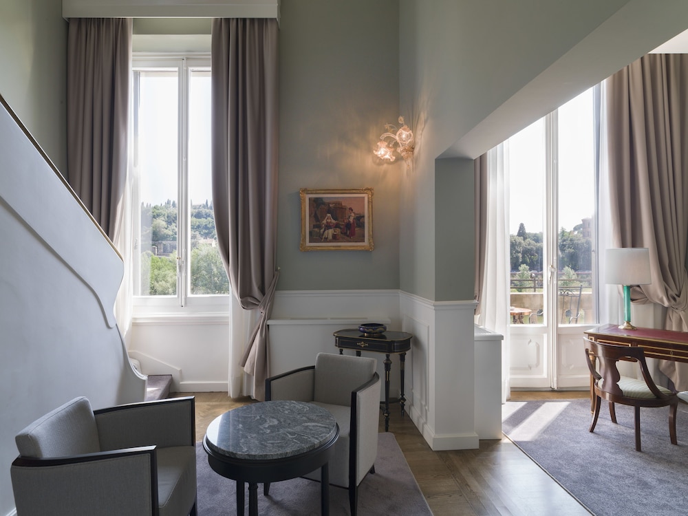 Plaza Hotel Lucchesi 20/50