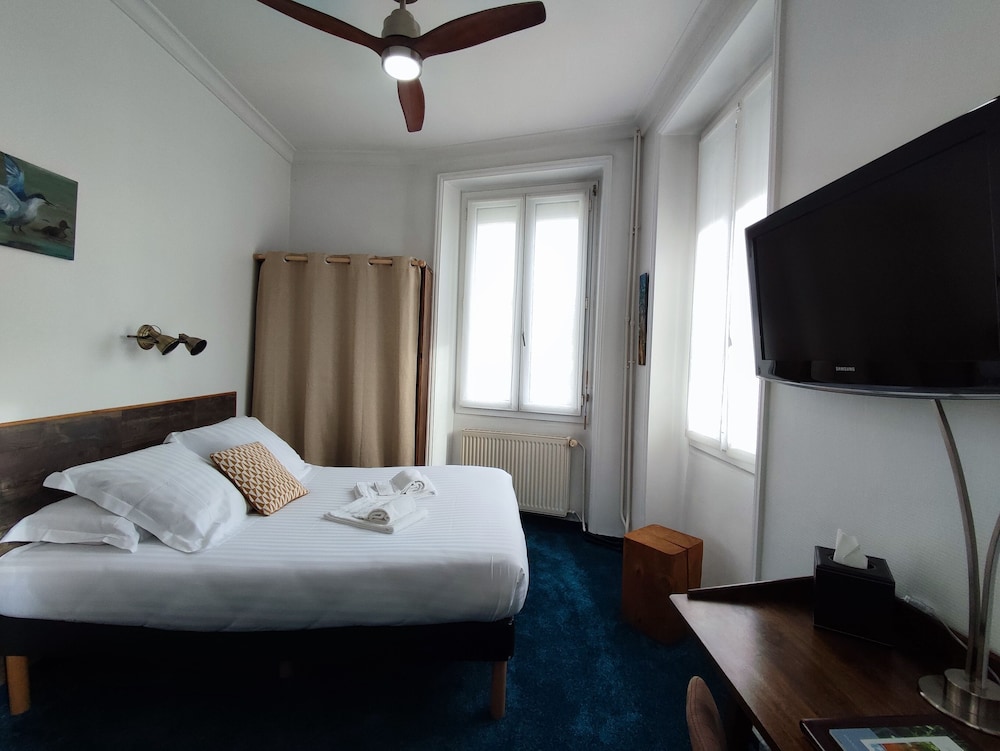 INTER-HOTEL LE SAINT PIERRE 18/50