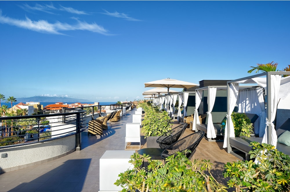 HOVIMA Suites Costa Adeje 60/64