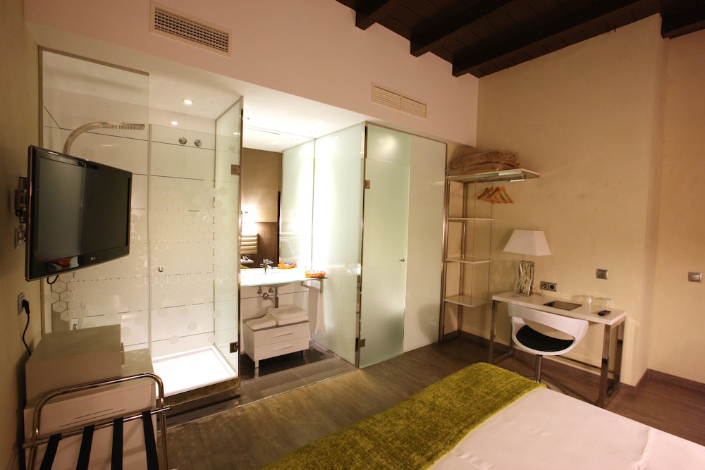 Evenia Alcala Boutique 23/29