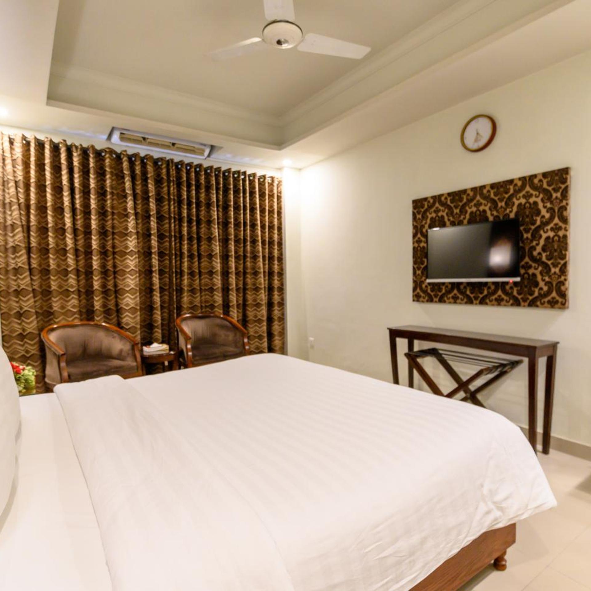 Hotel One Jinnah 24/41
