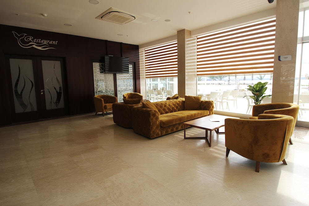 Marpessa Blue Beach Hotel 32/50