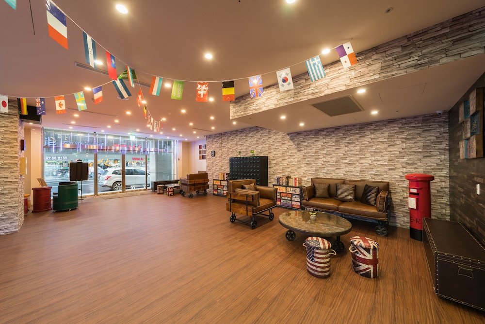 Skyone Hotel 56/72